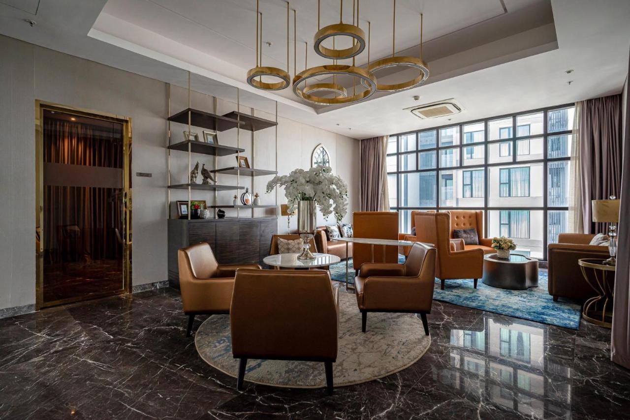 Luxury D1Mension In District 1 Freepoolsaunagym Хошимін Екстер'єр фото